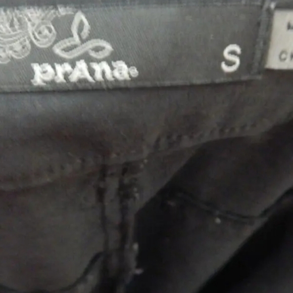 Prana Bliss Black Drawstring Capri Pants - Picture 2 of 3